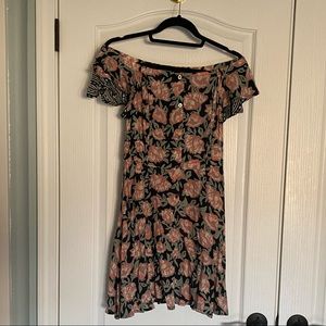 Gorgeous floral off the should Cleobella dress